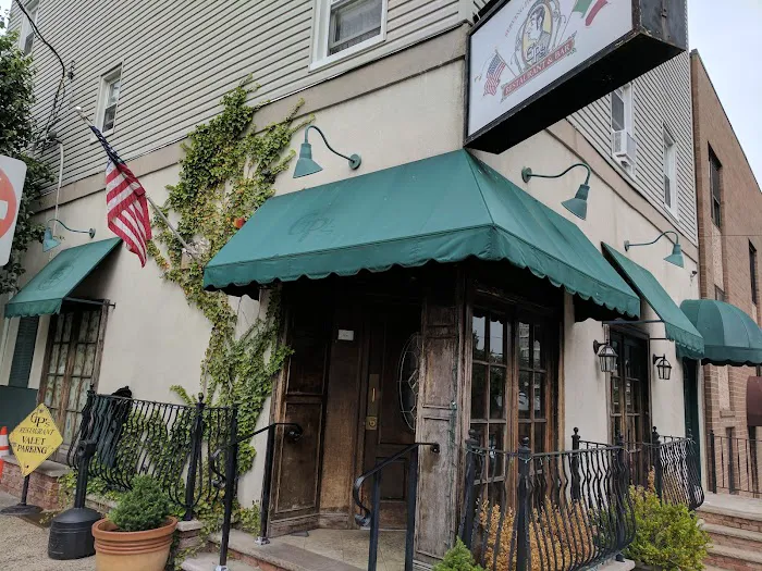 GP's Restaurant Picture 8