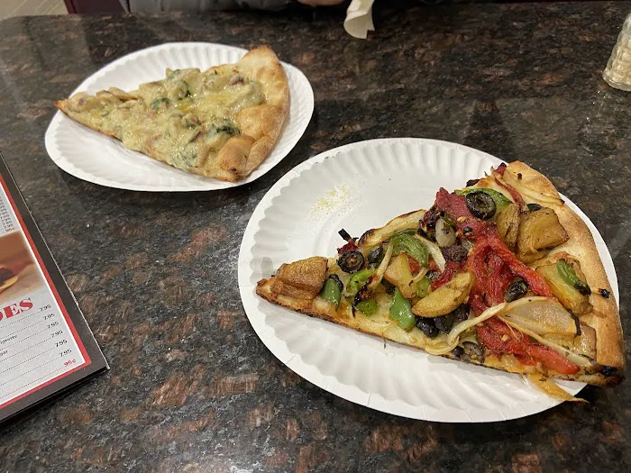 Park Avenue Pizza Cafe Picture 3