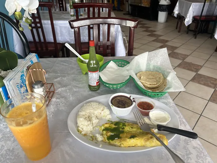 La Casa Chapina Picture 1