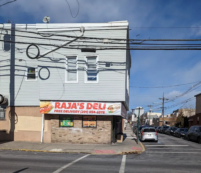 61st St Deli Picture 6