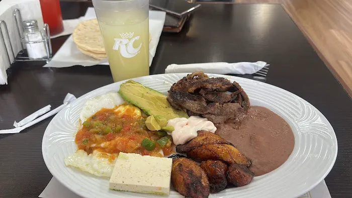 Niña Tere Pupusería & Cocina Salvadoreña Picture 1