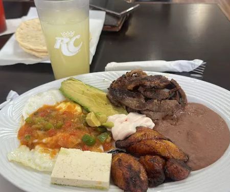 Niu00f1a Tere Pupuseru00eda & Cocina Salvadoreu00f1a
