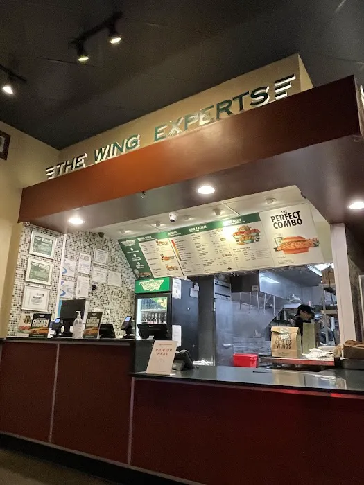 Wingstop Picture 1