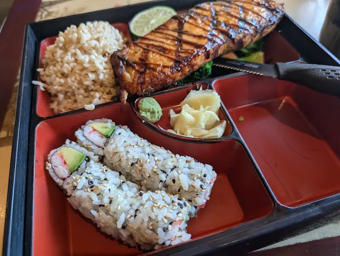 Asian Fusion and Sushi Picture 5