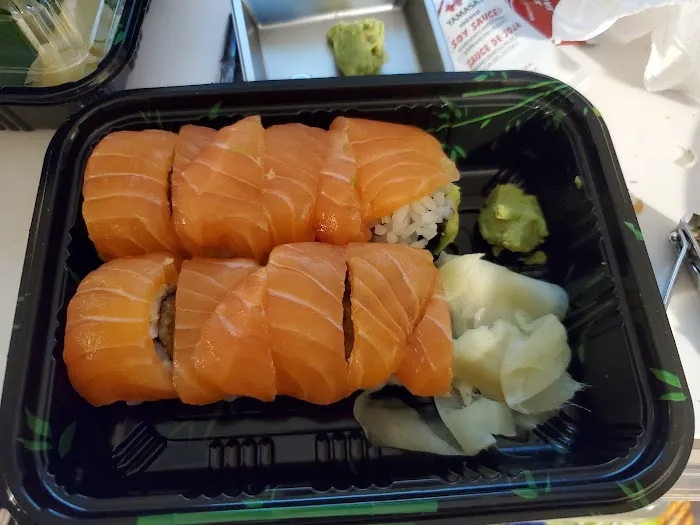 Asian Fusion and Sushi Picture 8
