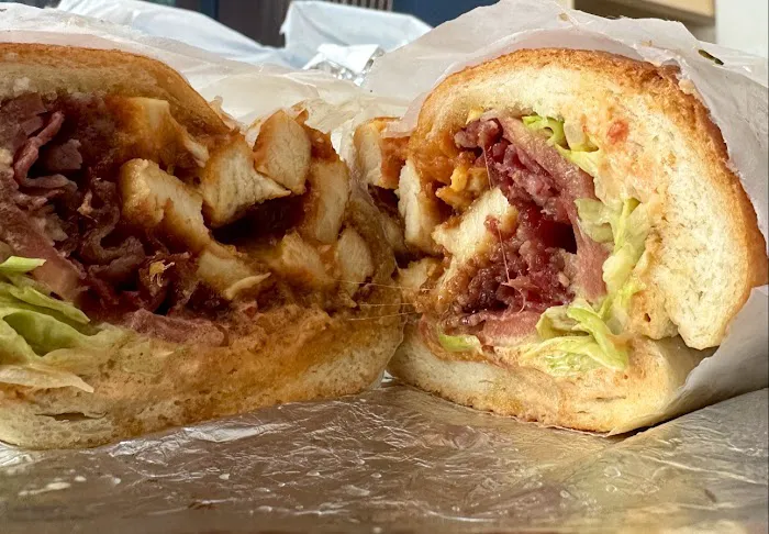 Eats on 79 Marketplace Picture 8