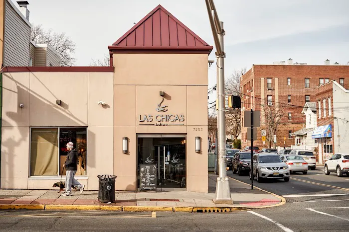 Las Chicas Bakery Picture 10