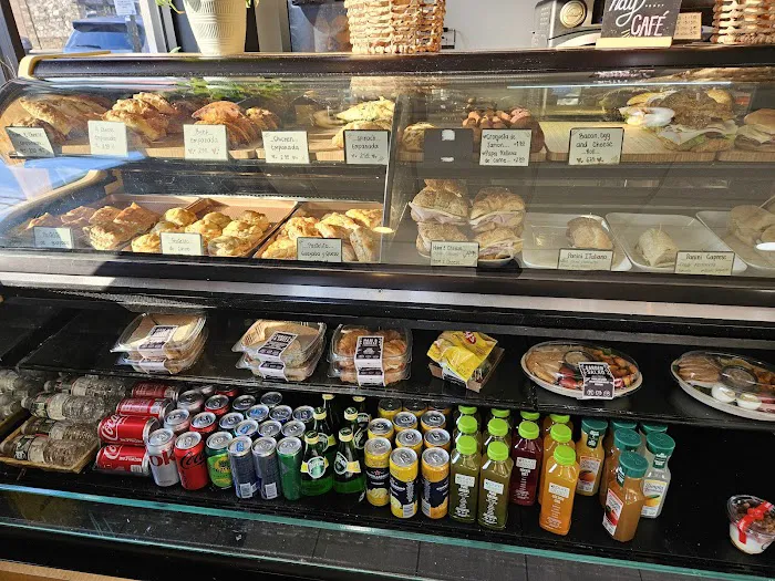 Las Chicas Bakery Picture 9