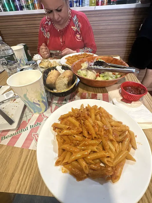 Gandolfo Pizzeria & Restaurant Picture 10