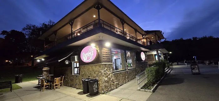 Rumba’s Cafe In The Park Picture 1