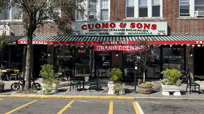 Cuomo & Sons Imported Italian Delicacies Picture 2