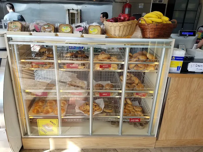 503 Bagels & Pizza Picture 6