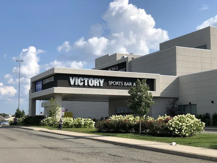 Victory Sports Bar Picture 2