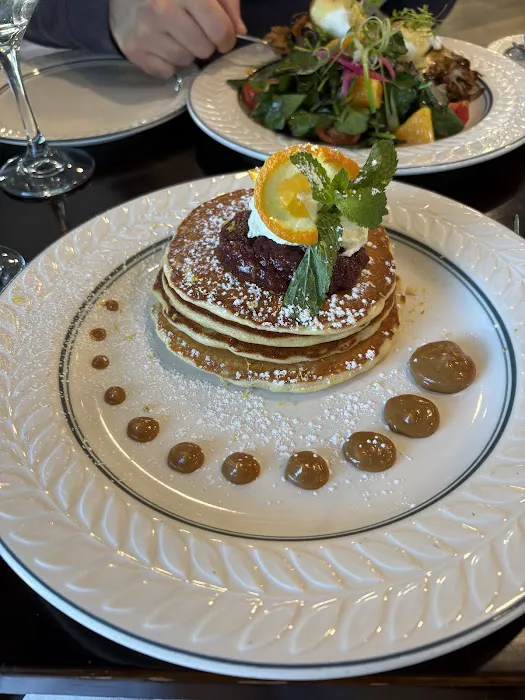 Madison Cafe & Grill Picture 9