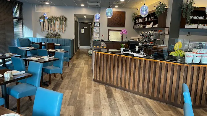 Madison Cafe & Grill Picture 7