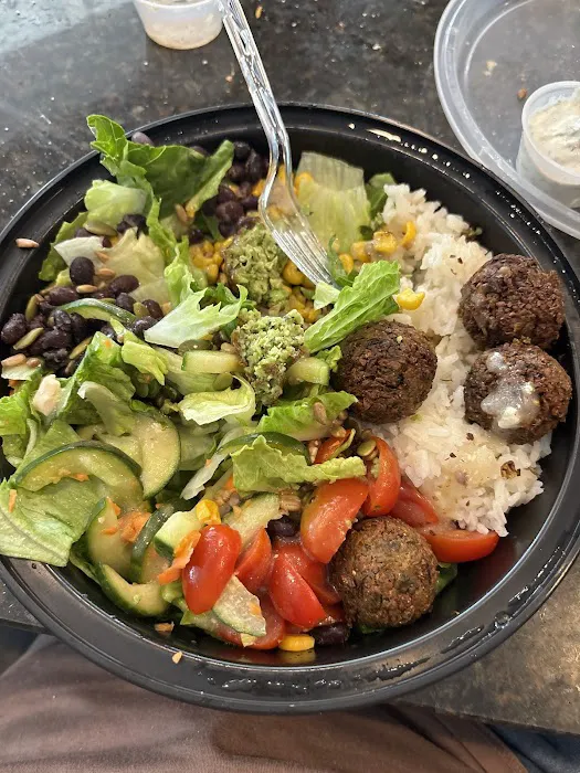 Plentiful: Bowls & Salads Picture 10