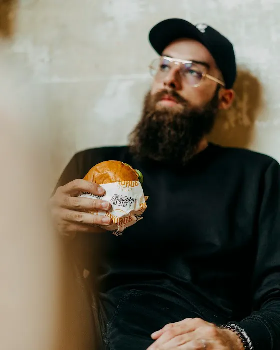 Savage Burger Food Truck Picture 6