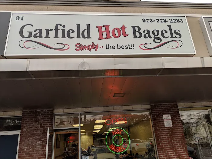 Garfield Hot Bagels Picture 4