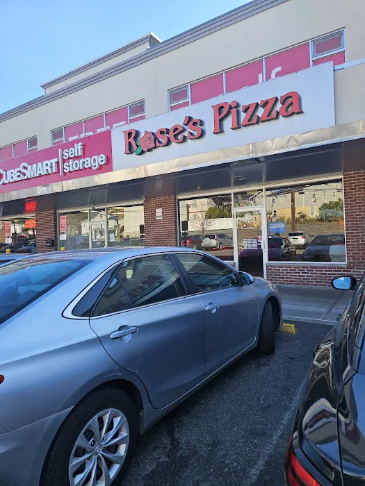 Rose’s Pizza Picture 2