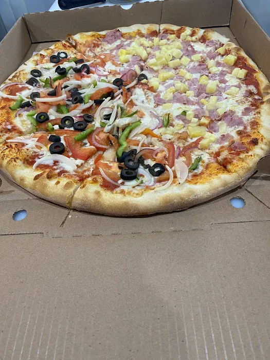 Aileen’s Cafe & Pizzeria Picture 4