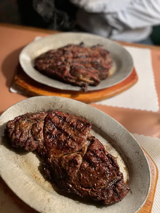Kathie and Glenn’s Steakhouse Picture 3