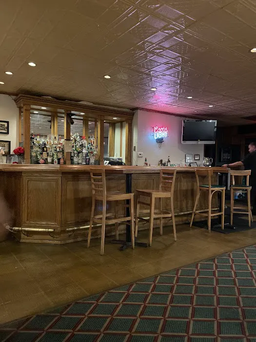 Kathie and Glenn’s Steakhouse Picture 8