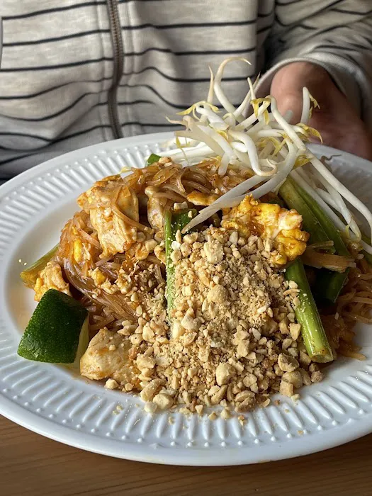Areena Thai Cuisine Picture 5