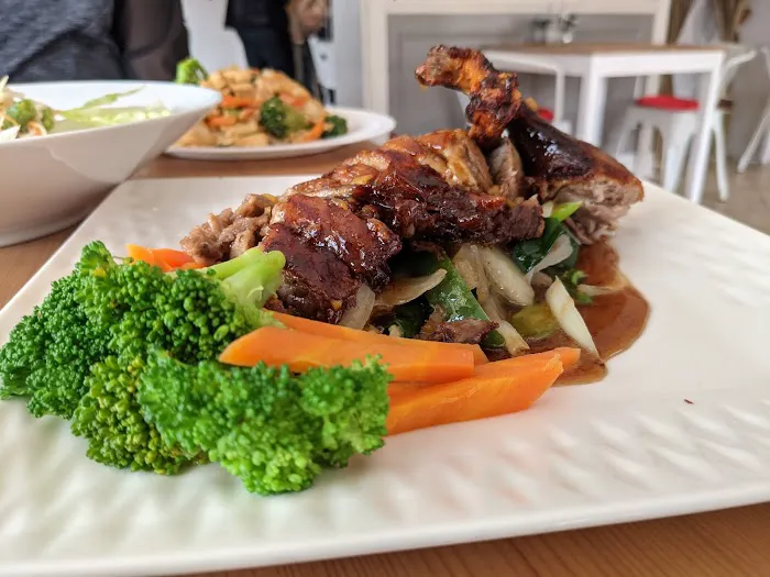 Areena Thai Cuisine Picture 2