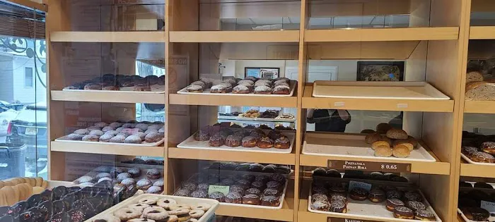 Tomi Bakery Picture 1
