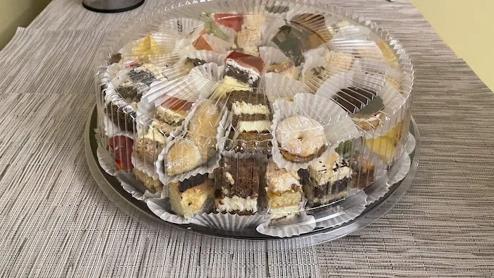 Tomi Bakery Picture 5