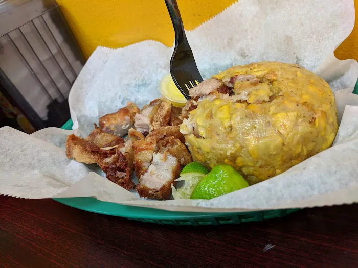 Tropical Juice Bar Picture 8