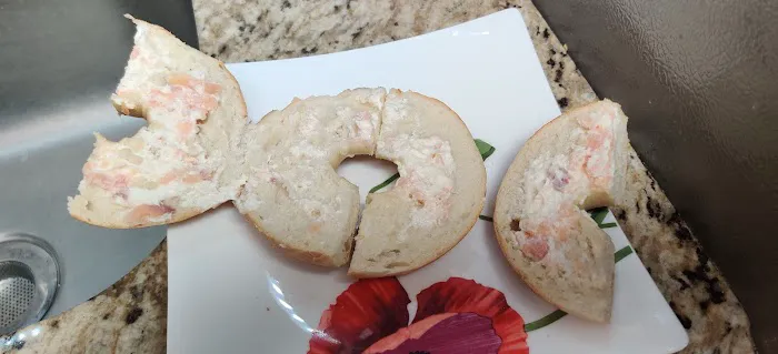 Main Bagels Picture 1