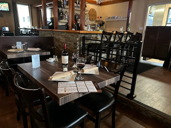 Me & Tommy's Restaurant & Catering Picture 9