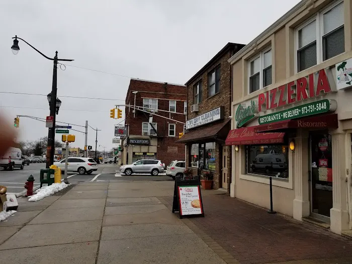 Gino's Pizza & Ristorante Picture 1