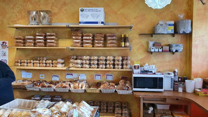 Myra's Bakery Picture 7
