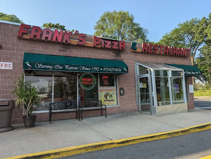 Frank’s Pizza Picture 3