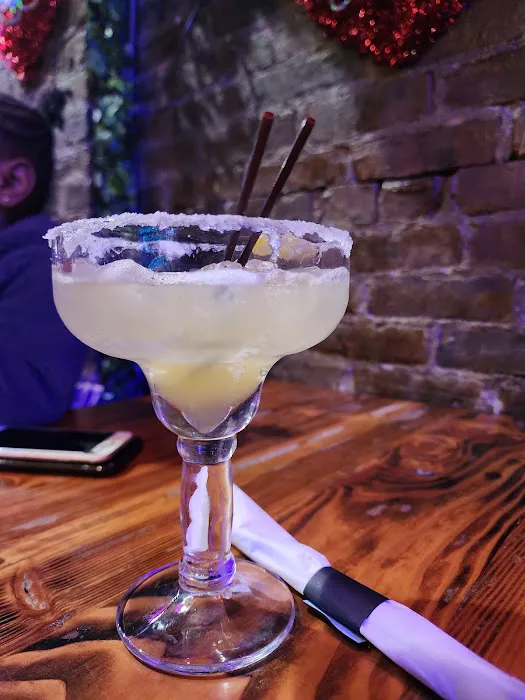Gloria's Bar And Grill Picture 6