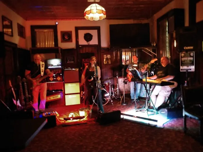 Core's Tavern Picture 5