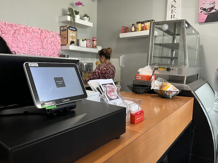 Pink Moon Coffee Picture 7