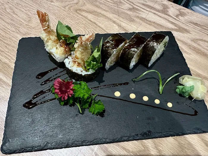 Momoya Sushi Hibachi Picture 7
