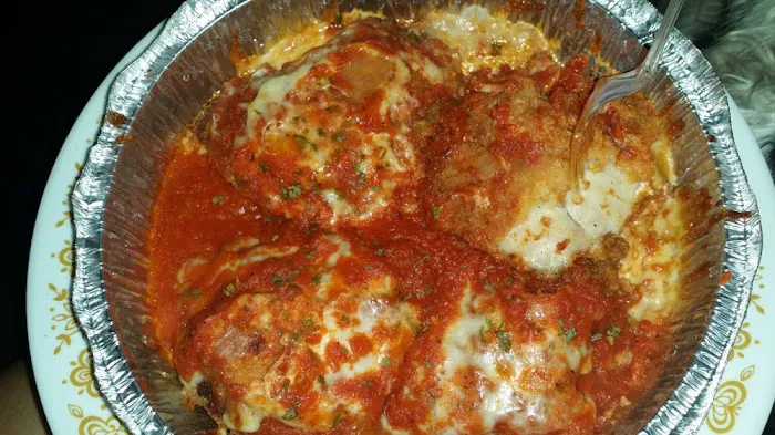 Calabrese Pizzeria & Restaurant Picture 4