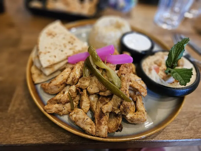 Manouche & Co Mediterranean & Lebanese Restaurant Picture 4