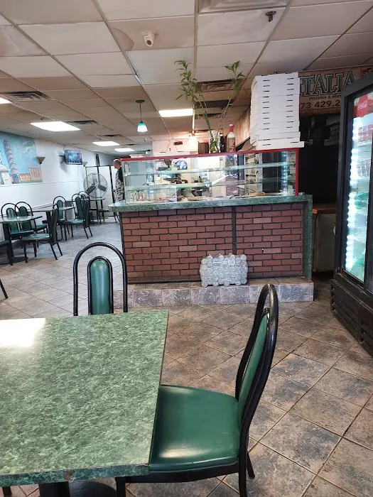 Italia Pizza Picture 4