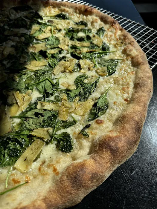 Six Points Pizza Picture 4