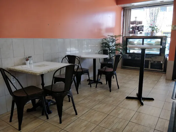 La Unica Bakery & Cafe Picture 9