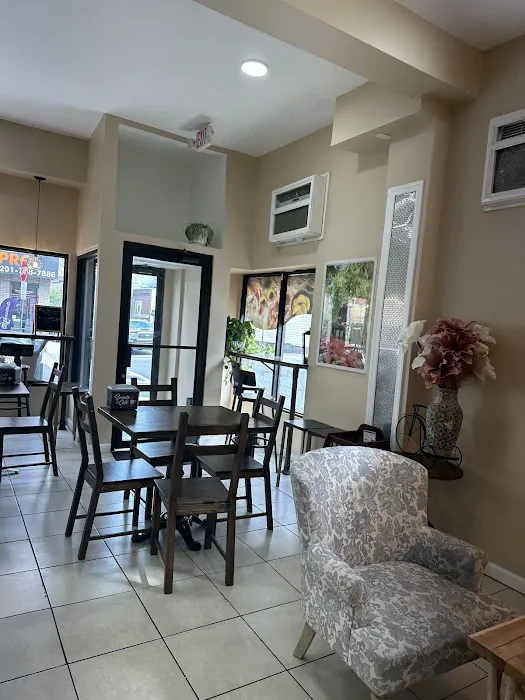 Sweets & Cafe Bakery Picture 5