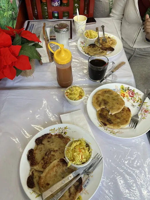 Pupusas Picture 1