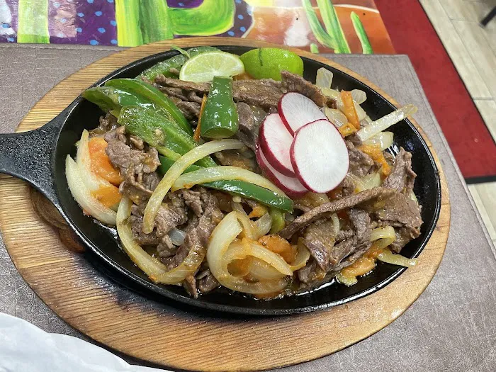 Azteca Taqueria Restaurant Picture 4