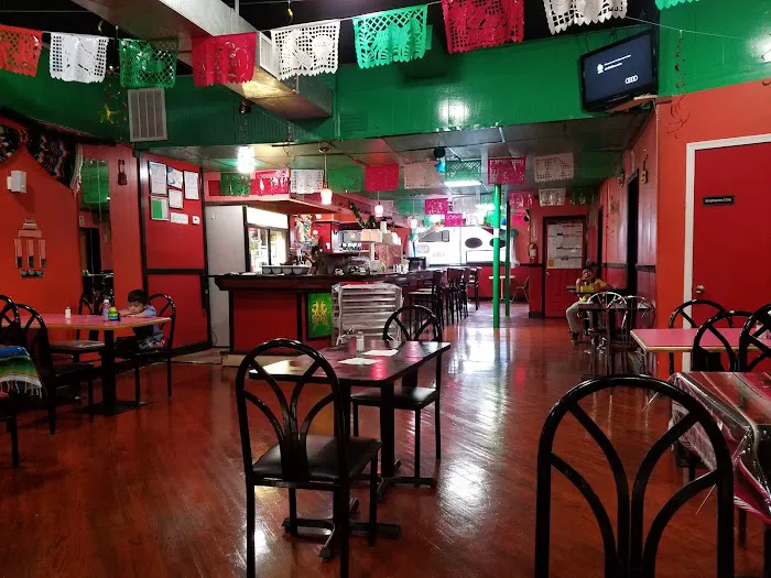 Azteca Taqueria Restaurant Picture 2