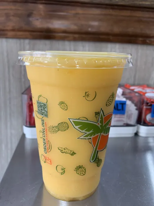 Tropical Juice Bar Picture 1